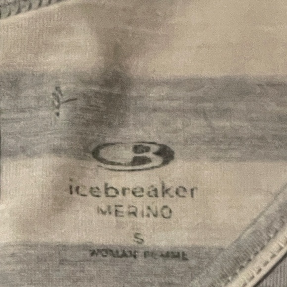 Women's S Icebreaker t-shirt - Picture 2 of 2